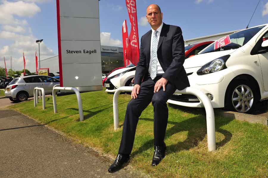 Steven Eagell Dealerships - soar like an Eagell at Awards Show