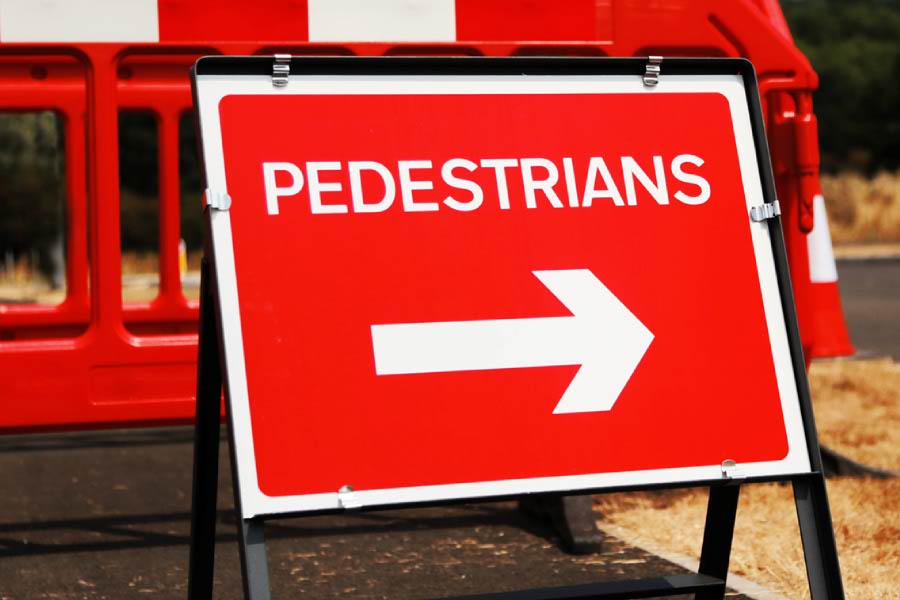 What You Need to Stay Compliant with Temporary Road Signs